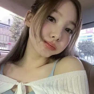 隗逸馨